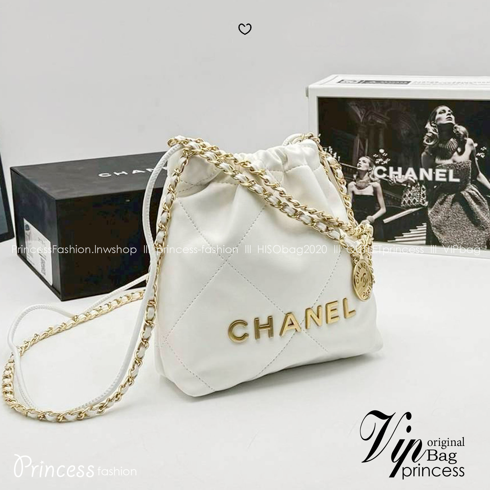 CHANEL 22 Mini bag สีใหม่ Gradient Color เข้าแล้วค่า สวยเกินต้านที่สุดกับไอเท็มนี้ ที่สาวๆหรือใครๆก็ต้องมีแล้ว!! มาในไซส์มินิ น่ารักจริงจัง!! แค่เห็นก็หลงรัก
