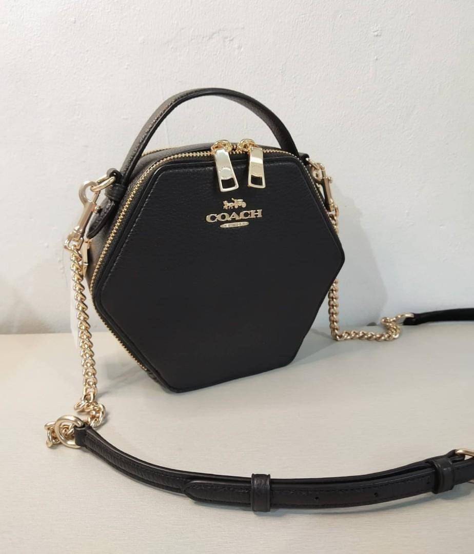 COACH HEXAGONAL CROSSBODY C5786 พร้อมส่งที่ไทย