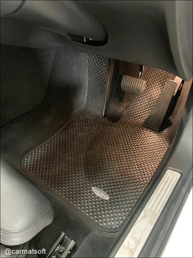 พรมกระดุมเม็ดเล็ก VOLVO S60 ปี2020-28 ยางปูพื้นรถยนต์ เข้ารูป ตรงรุ่นรถ 5ชิ้น