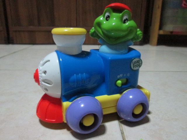 Leapfrog Counting Choo Choo Train ของเล่นเสริมพัฒนาการสำหรับเด็กมือสอง