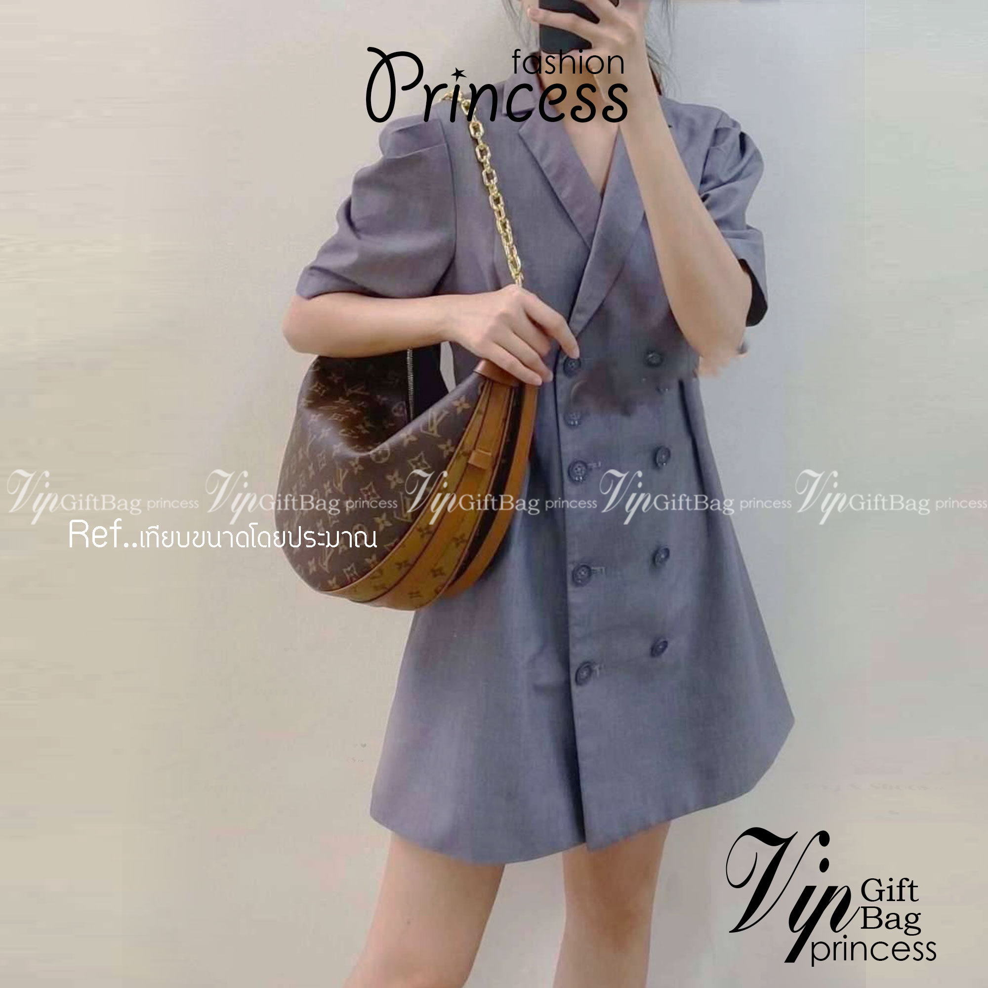 LV Loop Hobo Monogram Canvas - Handbags 11" สุดยอดเดอะเบสท์ไอเท็ม ต้องยกให้เลย กับกระเป๋าสะพายใบใหญ่ สวยหรู ดูแพงมาแต่ไกล ยังคงคลาสสิค ผู้ดี หรูหรา ขนาดกำลังพอดี ใส่โทรศัพท์ได้ทุกรุ่น วัสดุหนังแคนวาสคุณภาพ ด้านหน้ามีช่องซิปแยก สายสะพายมีมาให้ถึง 2 แบ