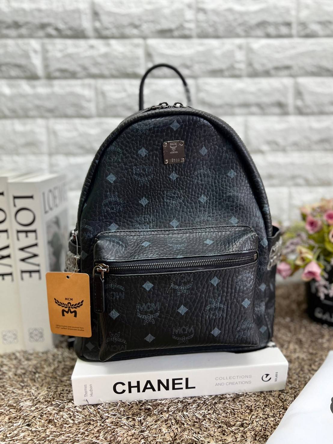 M.C.M Stark Side Studs Backpack in Visetos กระเป๋าเป้คลาสสิก รุ่นที่สามารถใช้งานได้ตลอดทั้งวันและได้ทั้งชาย/หญิง 🧡เกรดท็อปออริ เทียบแท้ 1:1 เกรดดีสุด ใช้งานต่างประเทศได้