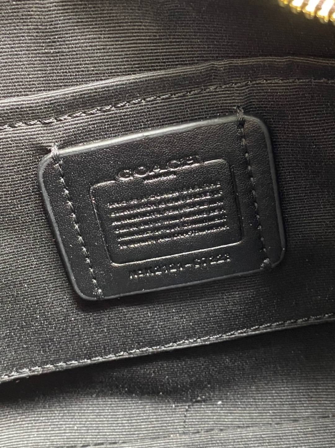 COACH Pennie Shoulder Bag In Signature Canvas พร้อมส่งที่ไทย