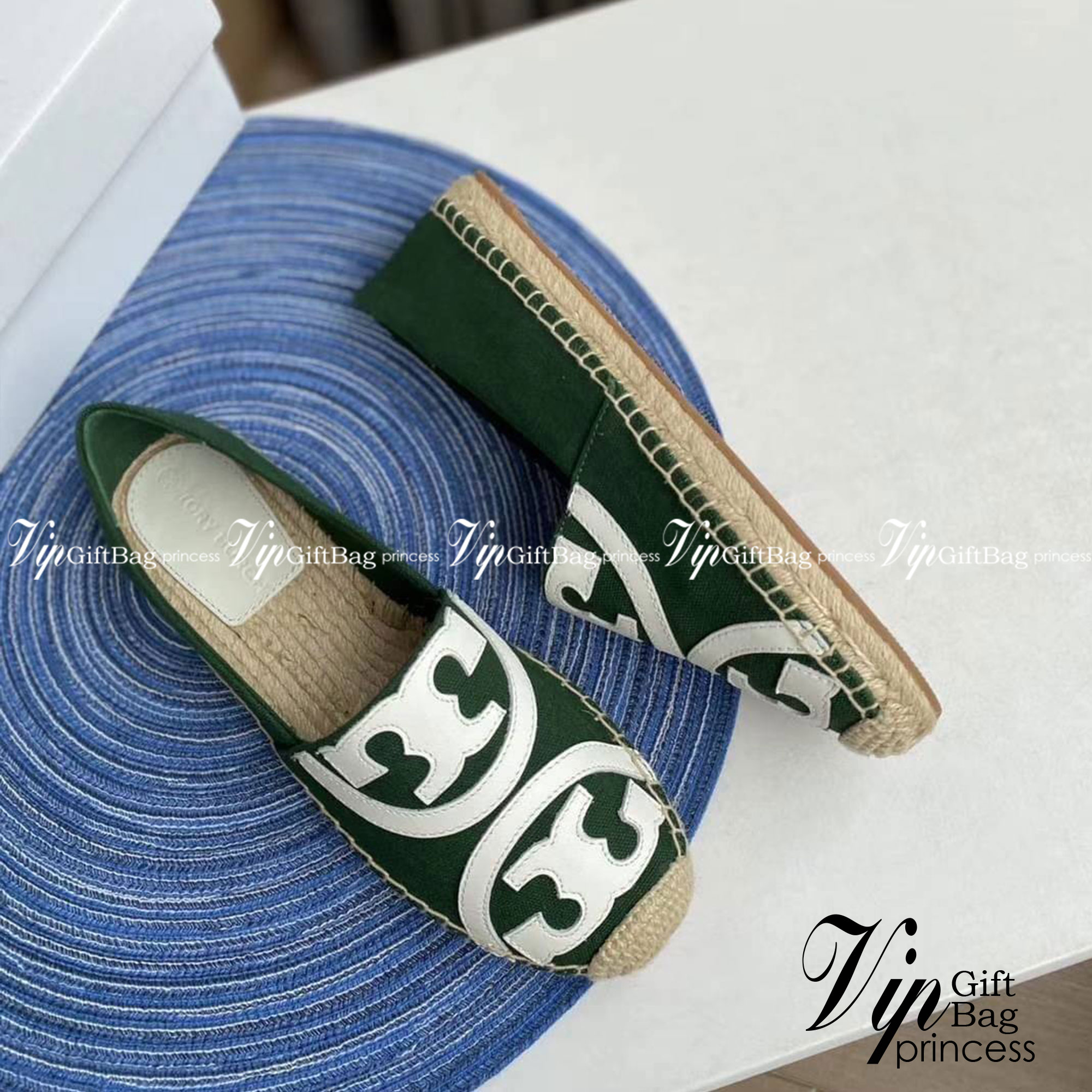 Tory Burch Espadrilles / Tory burch Poppy Espadrille Canvas / TORY BURCH SHOES เกรดออริจินอล พร้อมส่ง ภาพถ่ายจากสินค้าจริง ใช้งานต่างประเทศได้