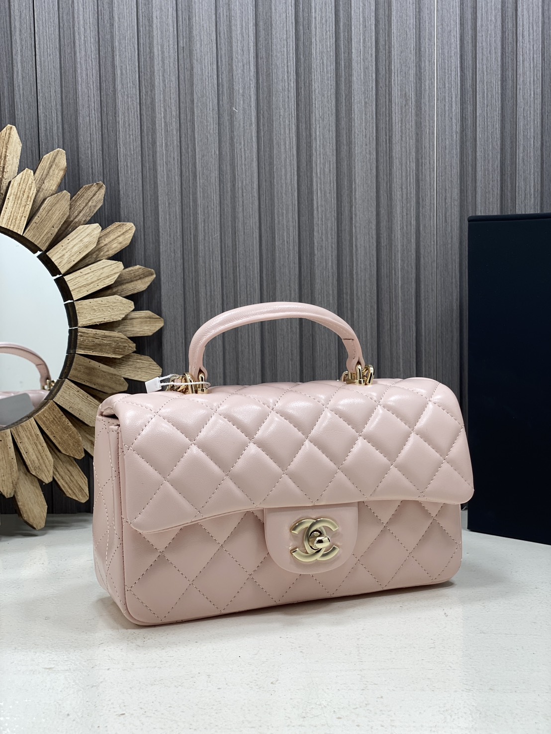 ORI หนังแท้ | CHANEL Classic Flap Bag TopHandle 20cm กระเป๋าสะพายคคลาสสิกพร้อมหูจับ หรูหราระดับตำนาน สวยงามเหนือกาลเวลา