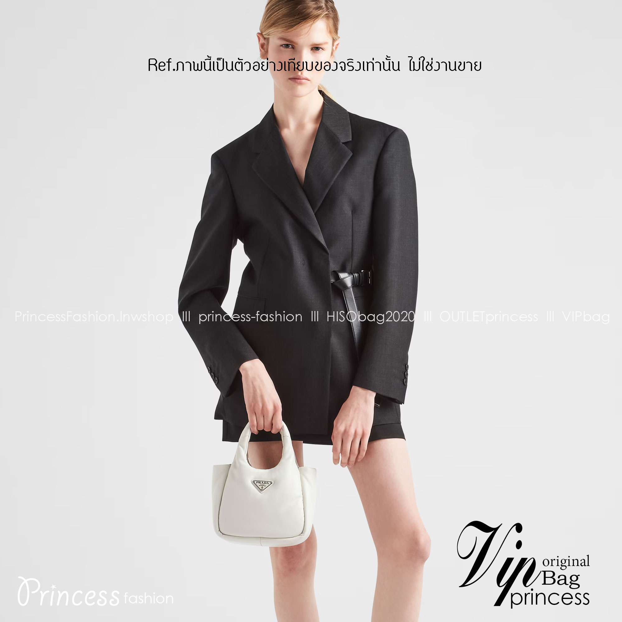 PRADA Small padded Soft nappa-leather bag พร้อมส่ง 4 สี น้องใหม่ล่าสุด กับคอลเลคชั่นที่ทำออกมาตอบโจทย์ได้ทุกไลฟ์สไตล์