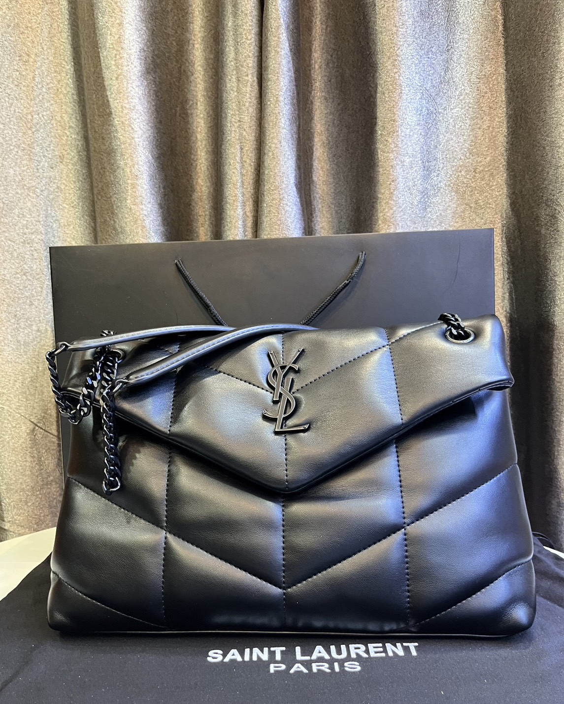 YSL PUFFER MEDIUM IN NAPPA LEATHER 35cm กระเป๋าสะพาย เกรดหนังสวยเต็มใบ เกรดออริ 1:1 ใช้งานต่างประเทศได้