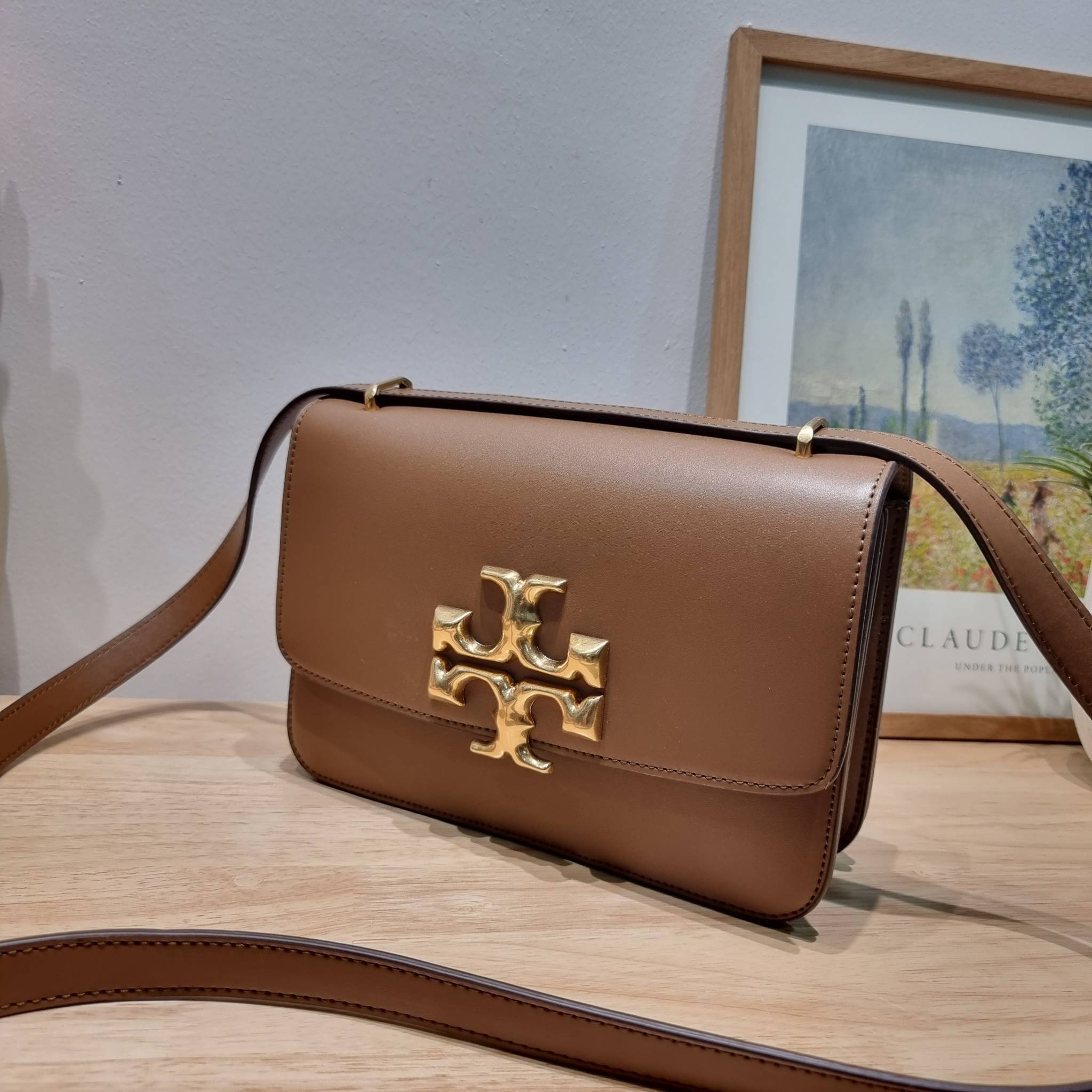 Tory Burch Bag / TORY BURCH ELEANOR CONVERTIBLE SHOULDER BAG รุ่นยอดนิยม กับไซส์ใหม่ ใหญ่จุคุ้ม! กระเป๋าสะพายข้าง ดีไซน์อยู่ทรง เรียบหรู! ผู้ดีกว่าใคร