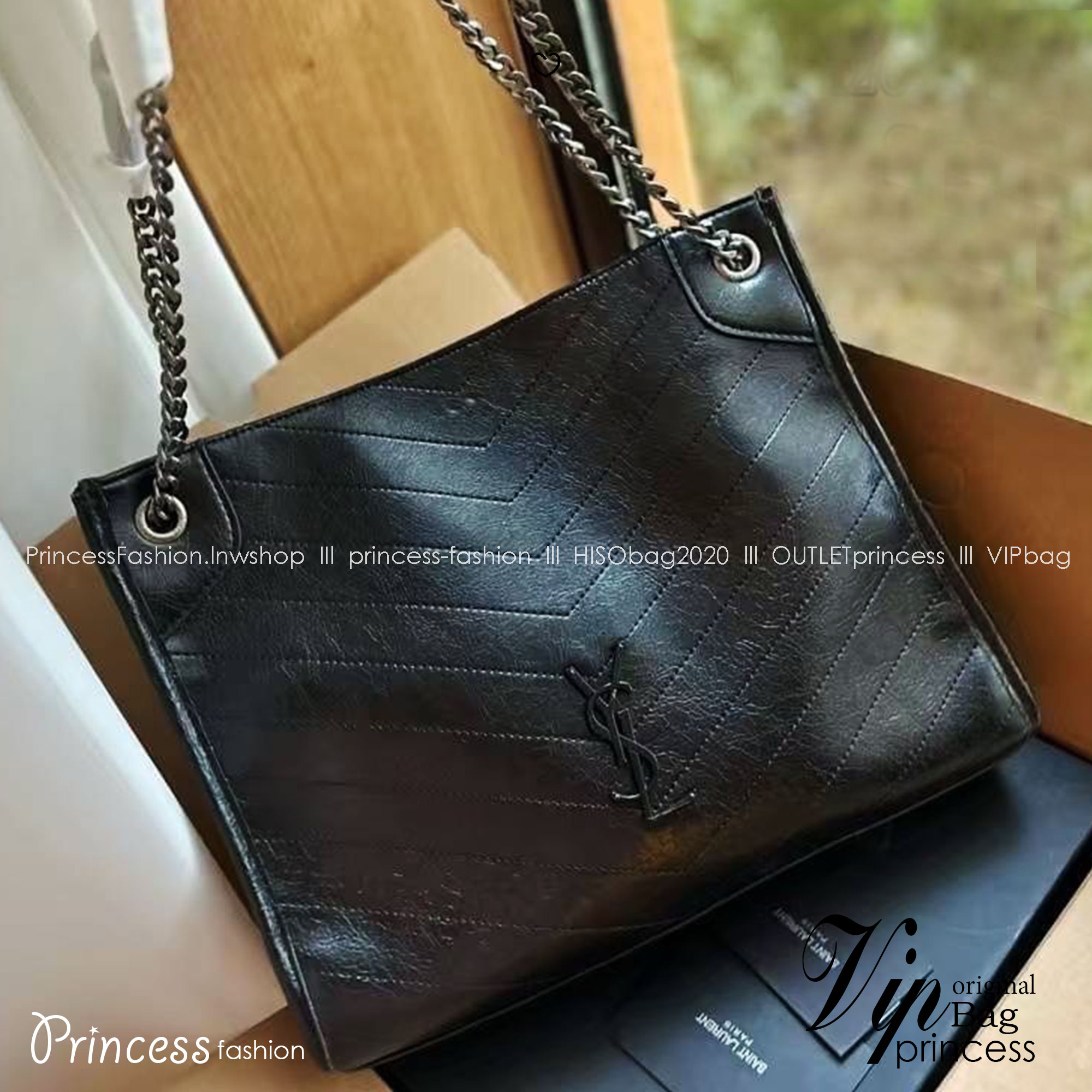 YSL Shopper Niki Tote Bag กระเป๋าสะพายทรงโท้ทใบใหญ่กำลังสวย หรูหราขั้นสุด เสิร์ฟมาให้สวยทันใช้ปีใหม่แน่นอน ใบจริงดูแพงเกินคุ้ม -- [รับตัวแทนกระเป๋า]