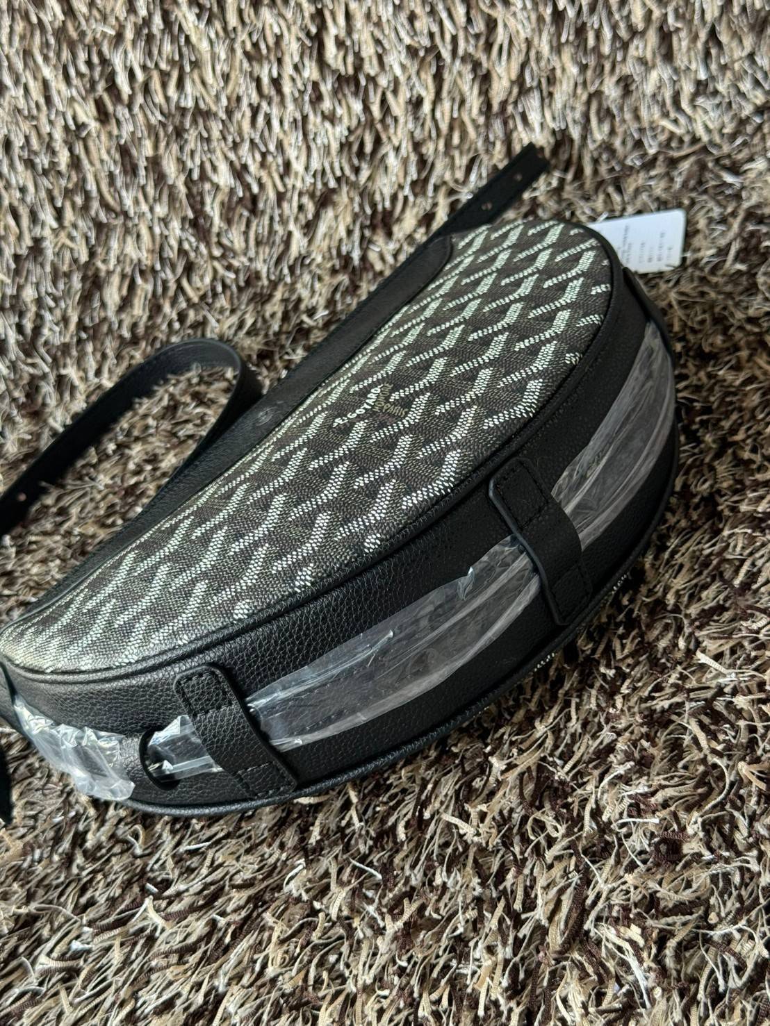 ORI หนังแท้ | GOYARD Hirondelle Bag กระเป๋าสะพายทรงครึ่งวงกลม ใข้งานได้หลายแบบทั้งในสไตล์ลําลอง