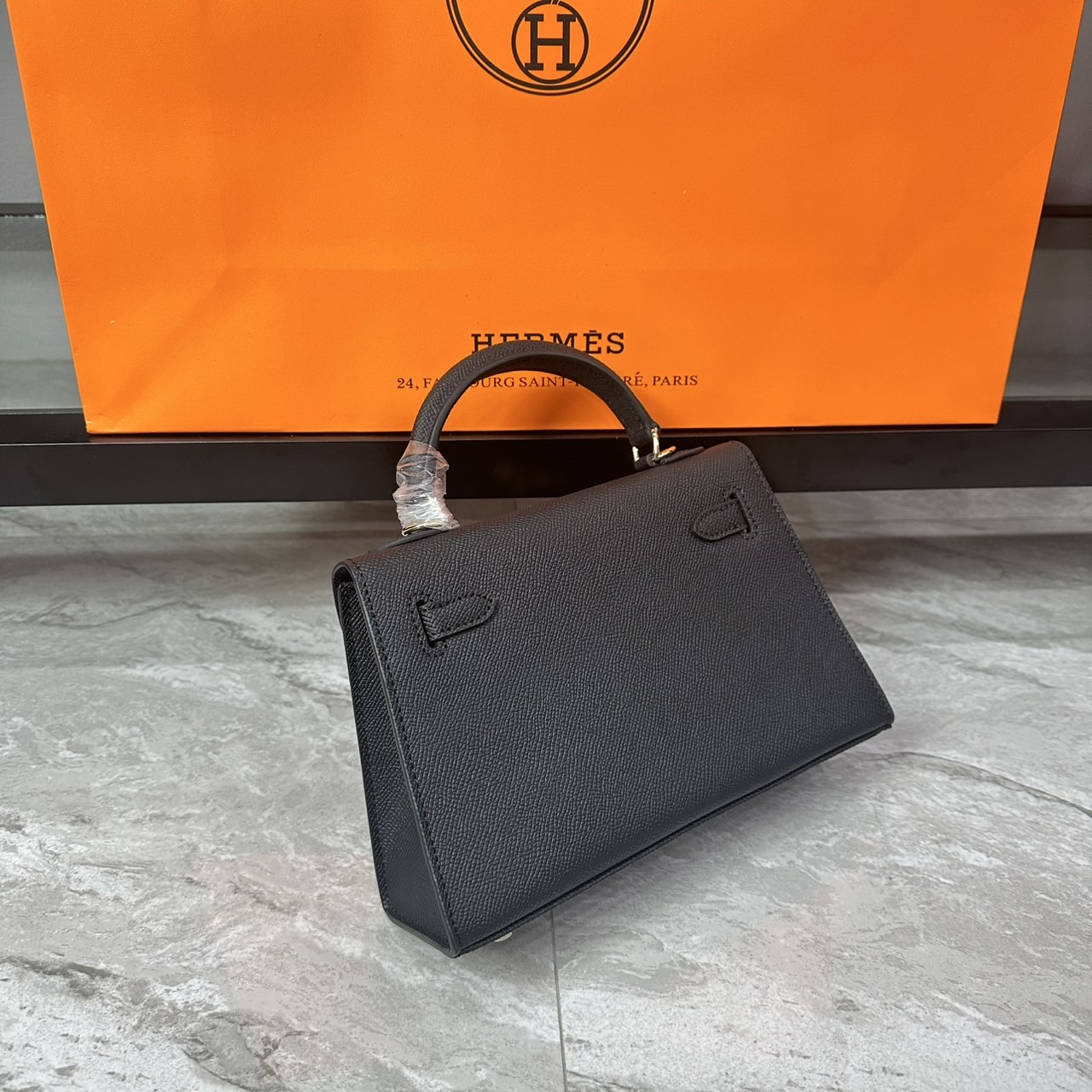 ORI หนังแท้ | Hermes Mini Kelly Pochette 20cm จิ๋วแต่แจ๋ว ราคาพุ่งยิ่งกว่าทอง พร้อมสายสปอร์ต กระเป๋าสะพายที่สุดแห่งหรูหราลัคชู นิยามของความสง่างามเหนือกาลเวลา