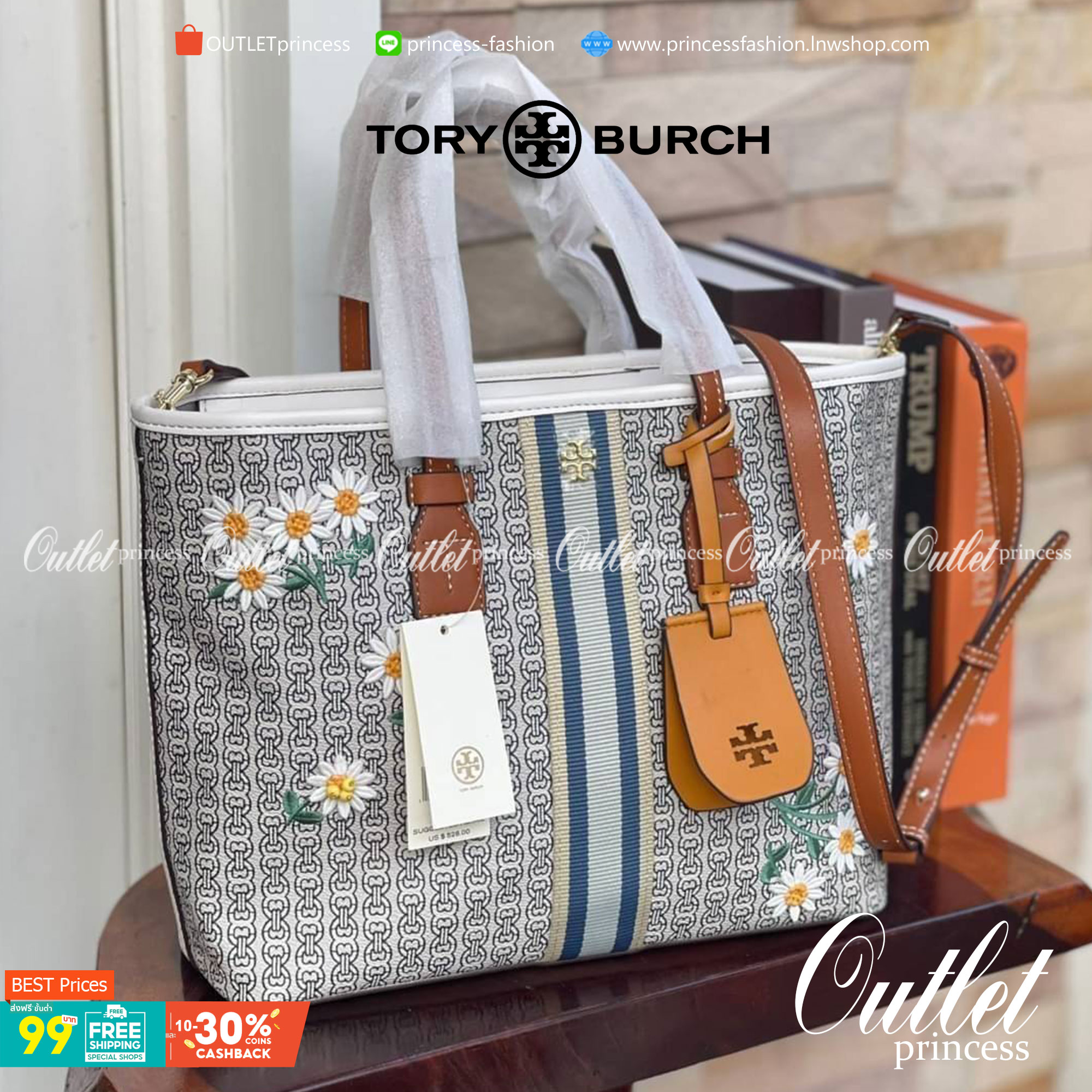 Tory burch Gemini Canvas Applique Small Tote Bag กระเป๋าสุดปังจากทอรี่ เบริช์(Tory Burch) อย่างเจมิไนลิงค์ ในทรง tote bag มีเอกลักษณ์โดดเด่นที่ลายทางตรงกลาง มีการพิมพ์แพทเทิรน์โซ่แบบเรียบหรู เพิ่มความน่ารักจากดอกเดรซี่ที่ถูกจัดวางให้ดูมีสีสัน มีสายสะพายให