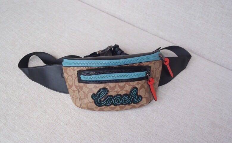 COACH F72931 TERRAIN BELT BAG IN SIGNATURE CANVAS กระเป๋าคาดอกสุดเท่ ขนาดพอเหมาะ ใช้แล้วเท่สุดๆไปเลย ภายในกว้าง เปิดปิดด้วยซิป