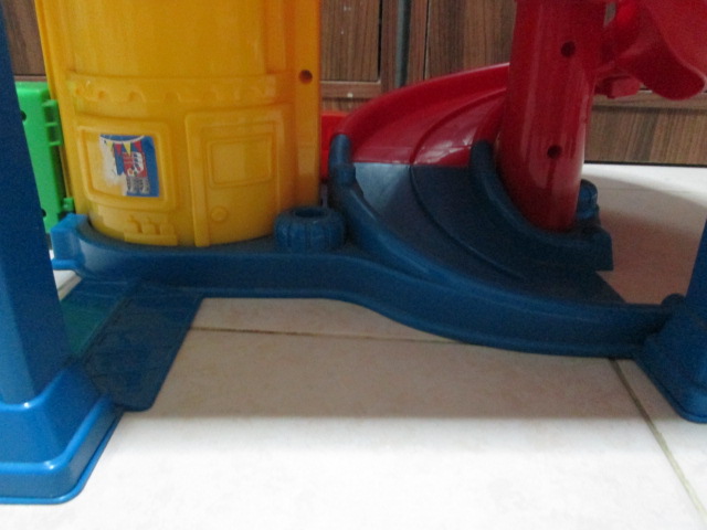 Fisher-Price Little People Racin' Ramps Garage ของเล่นมือสองสภาพดีค่ะ