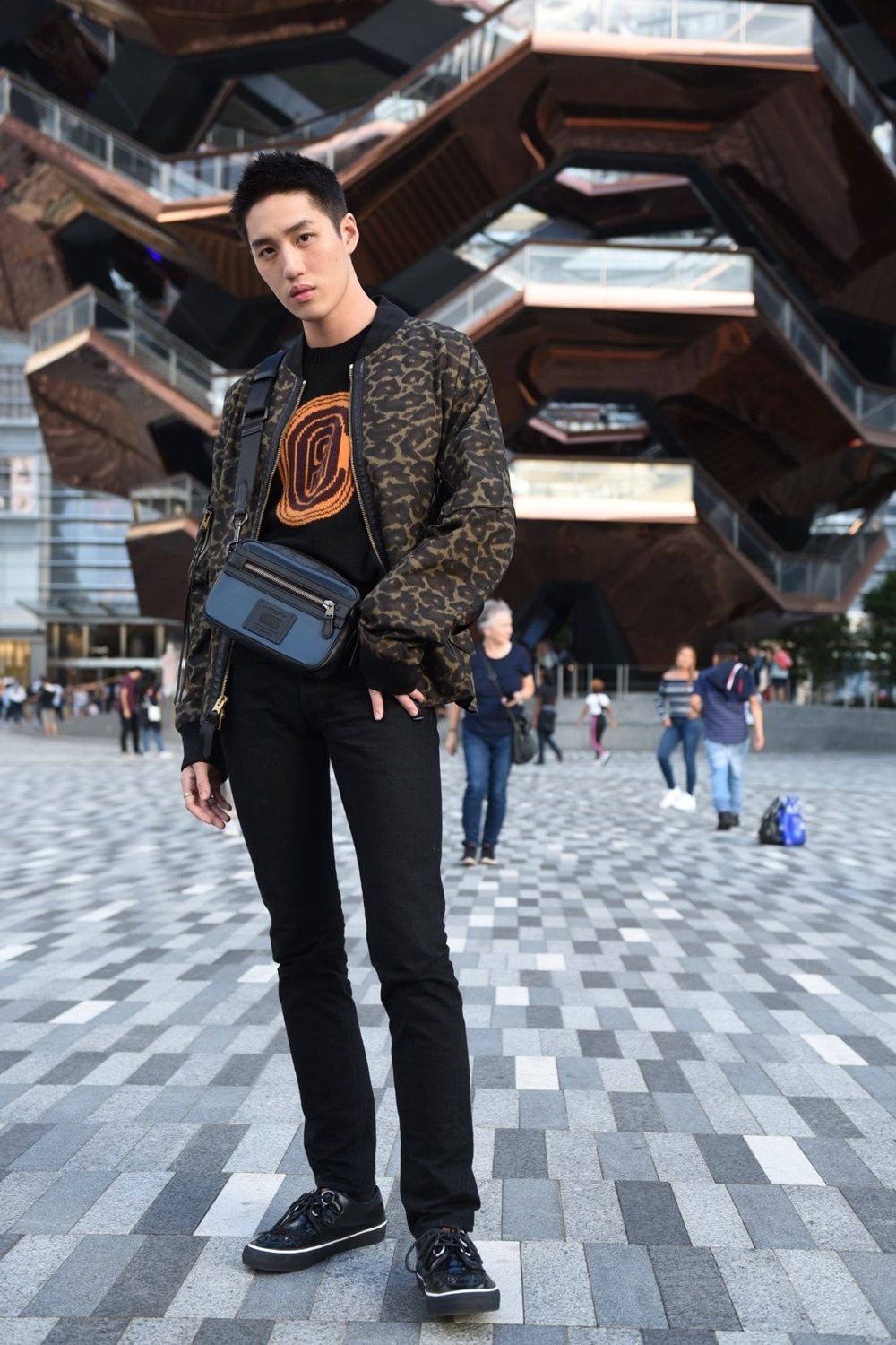 Coach Academy Crossbody In Signature Canvas