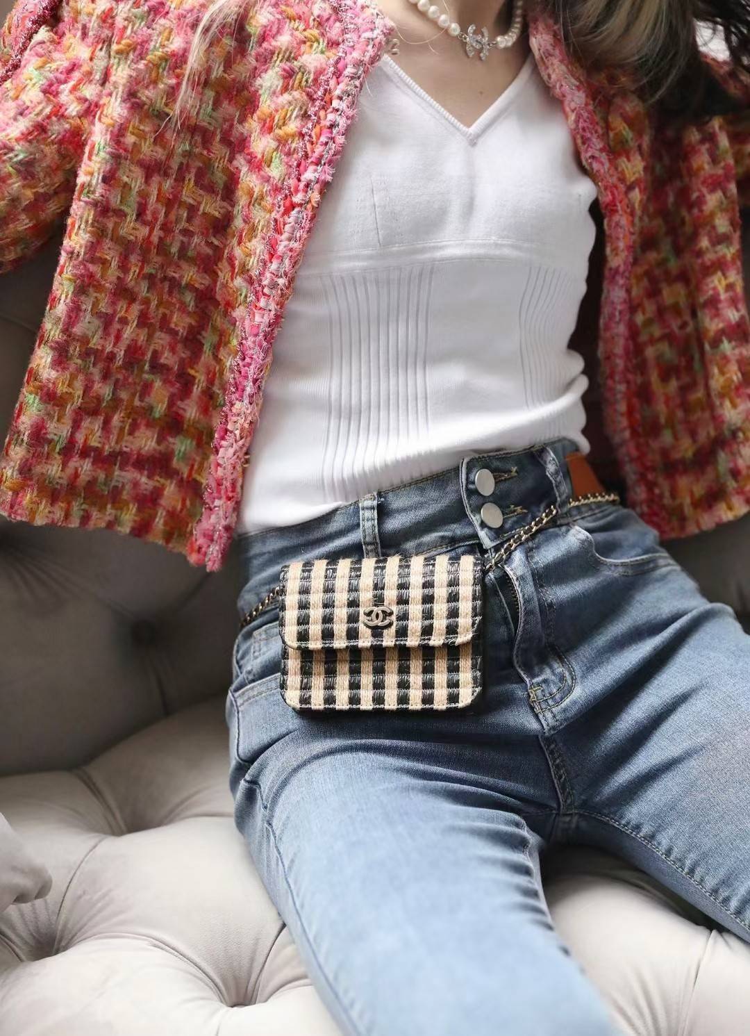 พรีเมี่ยมกิ๊ฟแท้ 100% 】หนังแท้ Chanel wallet on chain mini 12 cm สวยมาก วัสดุสานทอพิเศษตามฉบับแบรนด์ น่ารักสุดๆ ใส่ การ์ด/เหรียญ/ธนบัตร(พับ) ใส่ได้เยอะ สายสะพายปรับระดับได้ตามต้องการ ไว้สะพายหรูๆ ได้แม่