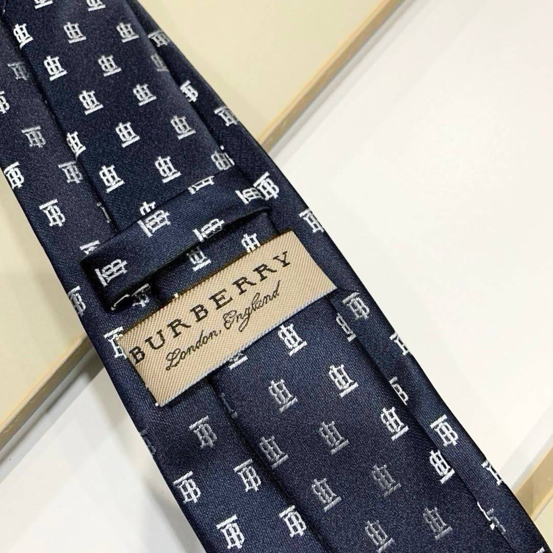 TOP ORI | BURBERRY NECKTIE THE BEST QUALITY Check Silk Tie เกรดเทียบแท้เทพดีสุด เนคไทแบรนด์เนมเบอร์เบอรี่ ผ้าไหมอิตาลี่ทอละเอียดปราณีตทุกเส้นทำมือสวยคมชัด