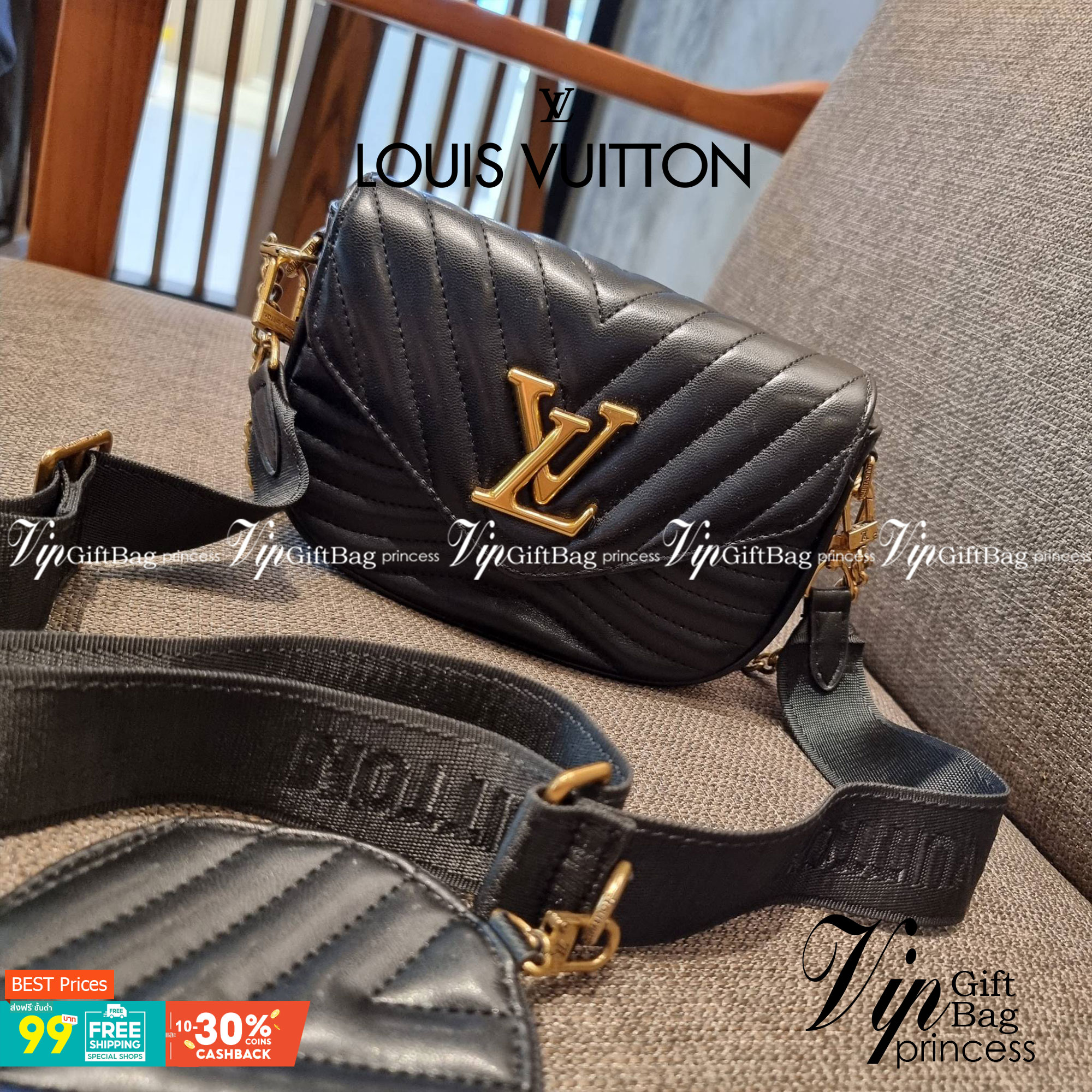 LV NEW WAVE CHAIN PM / New Wave Pochette Multi Bag กระเป๋าสะพายมัลติฟังก์ชั่น Set 2 ใบสวยคุ้มค่าน่าใช้ มาพร้อม box set ดีงาม ลูกเล่นคลาสสิคผสานความวินเทจ มีสายสะพายให้ 2 เส้น และกระเป๋าใบลูก เล็กน่ารัก ภายในเป็นช่องโล่ง แบ่งสัดส่วนมีช่องย่อย ใบนี้ปรับใช้ไ