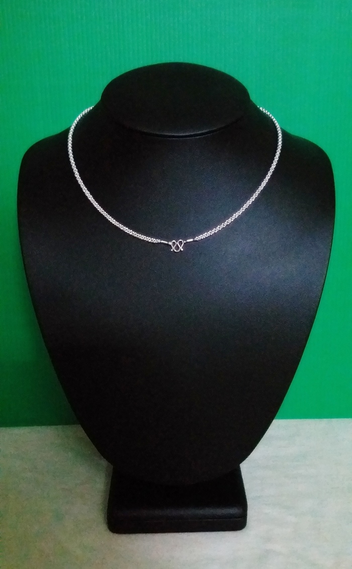 สร้อยคอผู้หญิงชุบเงินลายห่วงคู่ ความยาวทั้งเส้น16นิ้วค่ะ