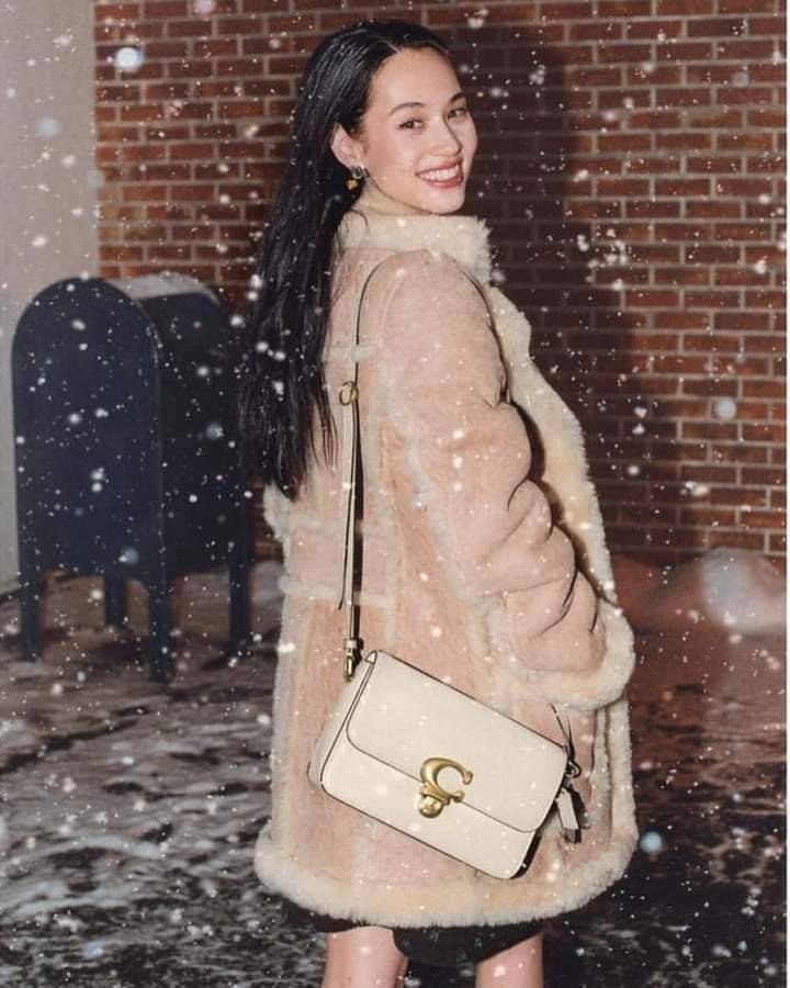 COACH STUDIO GLOVETANNED LEATHER SHOULDER BAG (C6641)🌺ห้ามพลาดเด็ดขาด!! สวยละมุน เรียบหรู ดูแพงสุดๆ!! //กระเป๋าถือ กระเป๋าสะพาย ดีไซน์เนี้ยบ! เฉียบมาก!// วัสดุหนังแท้ หนังเรียบเต็มใบ อยู่ทรง สวยมากๆ ดีเทลเรียบหรู ผู้ดีสุดๆ!// ด้านหน้าเปิด-ปิดด้วยต