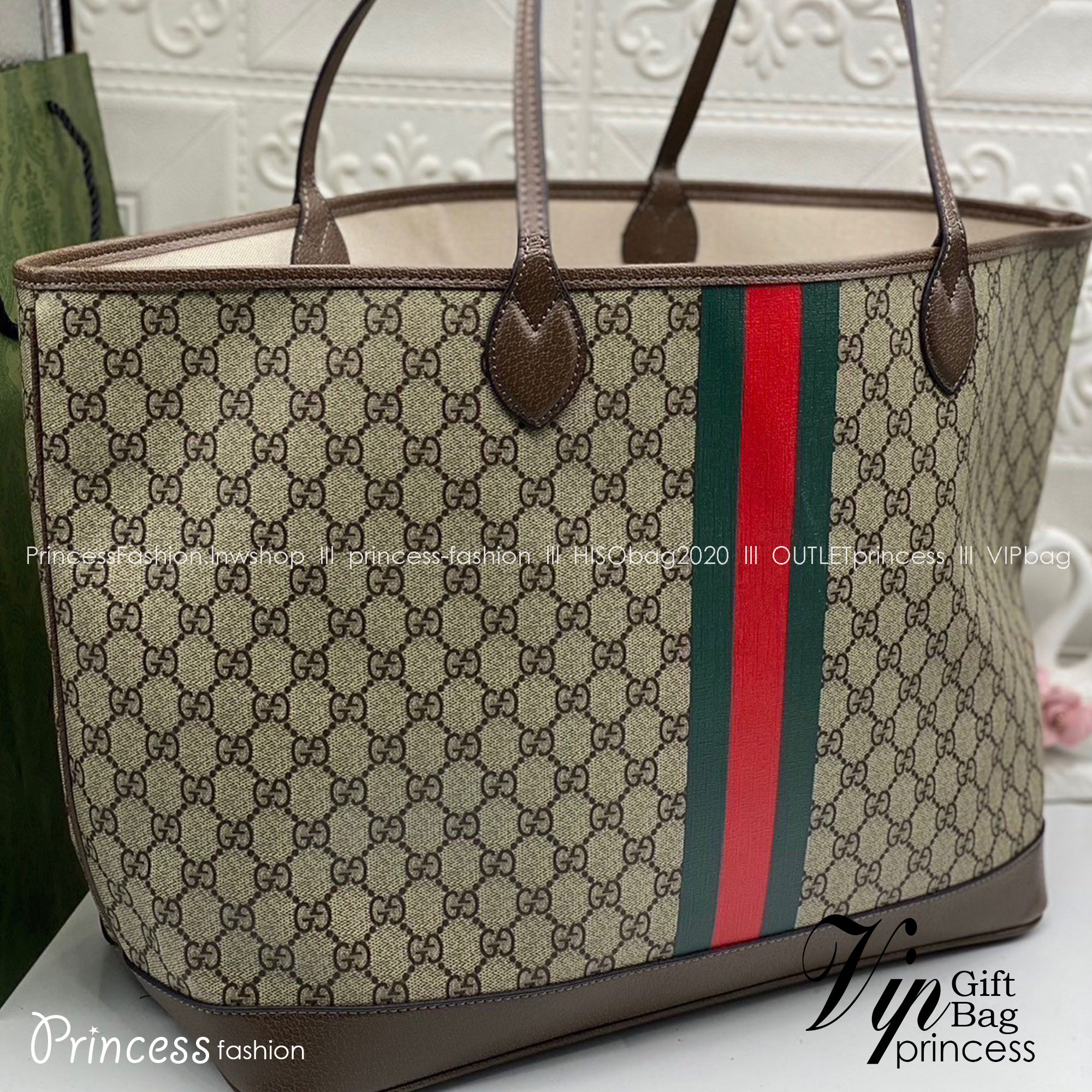 GUCCI TOTE BAG Large / GUCCI Ophidia large tote bag เกรดออริจินอล ภาพสินค้าถ่ายจากงานขายจริง ใช้งานต่างประเทศได้ ฮอตสุดแล้วค่ะซิส GG TOTE ทรงชอปปิ้ง มาใหม่ชนช็อป คุ้มมากๆได้กระเป๋าใบเล็กเข้าเซตแยกใช้งานได้ อะไหล่สั่งผลิตเฉพาะรุ่น