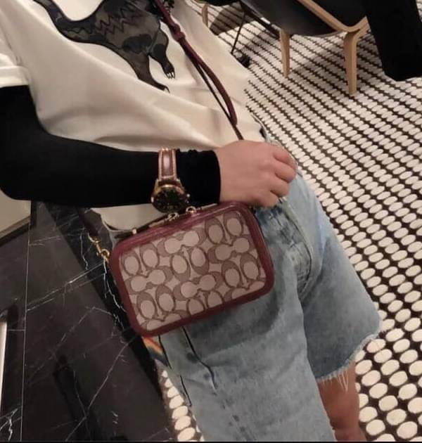 COACH ALIE BELT BAG IN SIGNATURE JACQUARD ((4813))