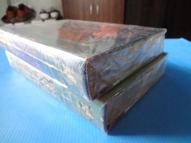 อิเหนา ฉบับหอสมุดแห่งชาติ จำนวน 2 เล่ม ปกแข็งมีใบหุ้มปก