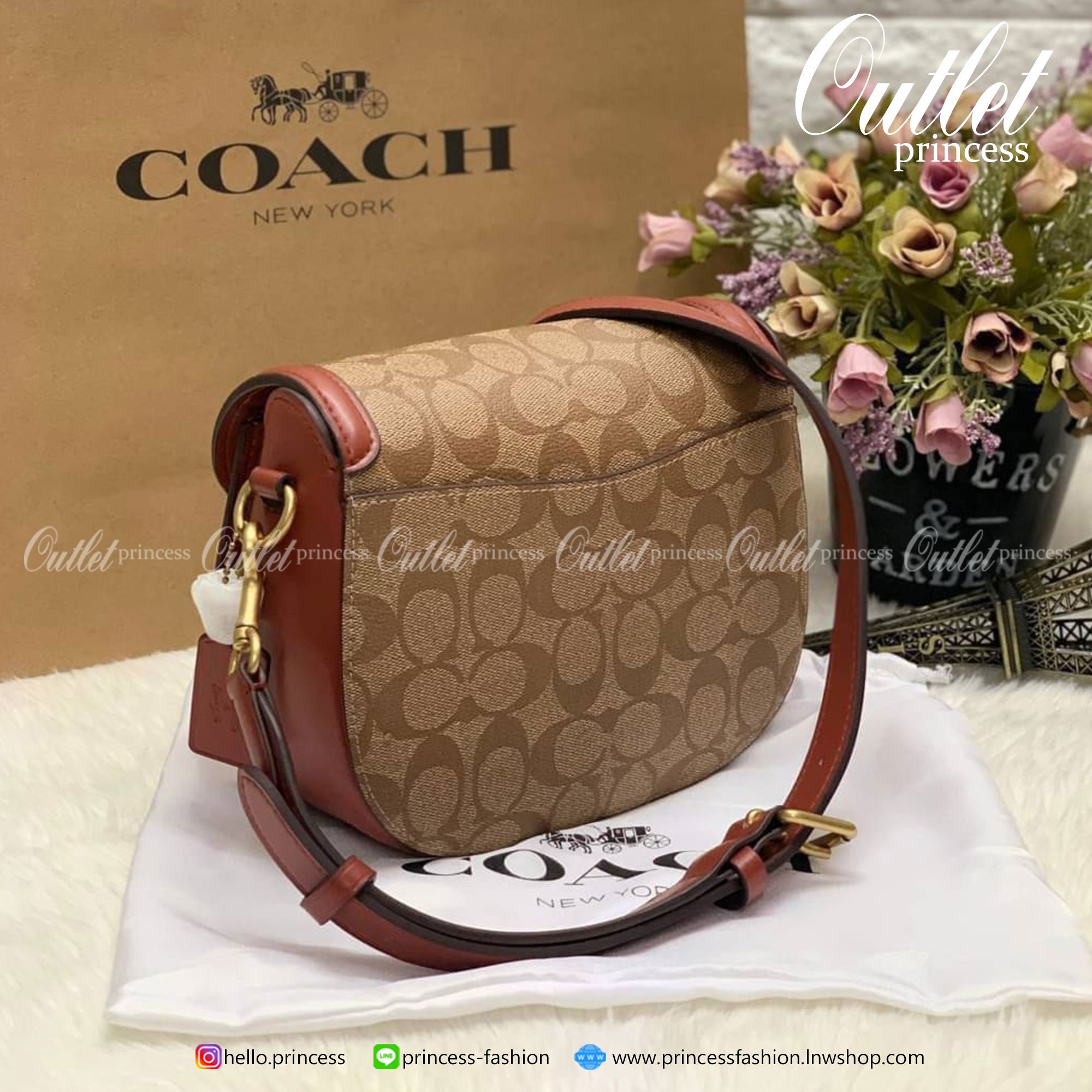 ของแท้ 💯% ได้ไปไม่ผิดหวังแน่นอนค่ะ! 📌Limited edition!! COACH REXY X GUANG YU CROSBODY BAG ((1501))