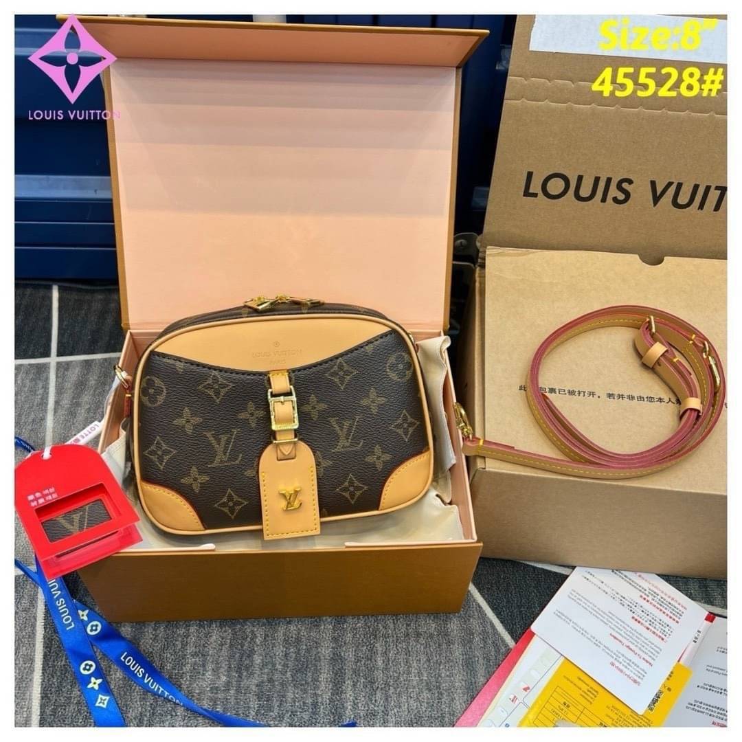 LV Deauville Mini Monogram Canvas bag กระเป๋าสะพายทรงกล่อง ไซส์เล็กกะทัดรัด The Best Seller ที่สาวๆตามหา พกพาสะดวก รูปทรงสวยหรู