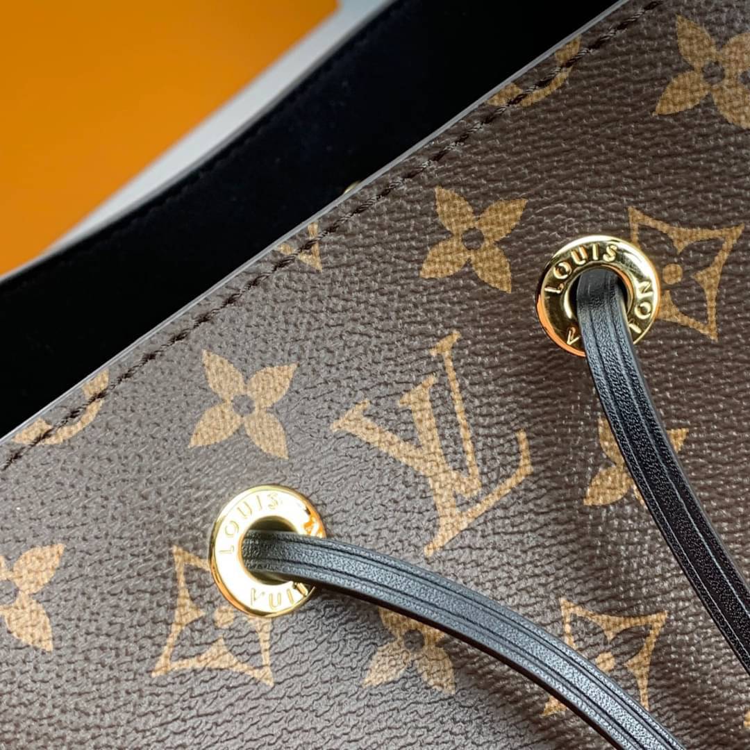 LOUIS VUITTON NEONOE MM งานหนังแท้ สวยคมทุกมุมมอง ภาพสินค้าถ่ายจากงานจริง ORIGINAL GRADE เกรดสลับใบจริง
