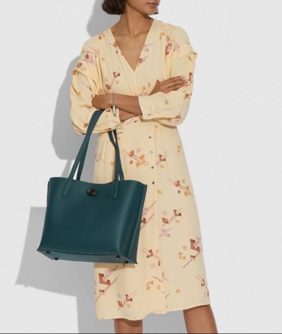 COACH WILLOW TOTE ((C0690)) สีมาใหม่ล่าสุดค่ะ กระเป๋าทรง Tote ใบใหญ่ หนังแท้อย่างดีค่ะ