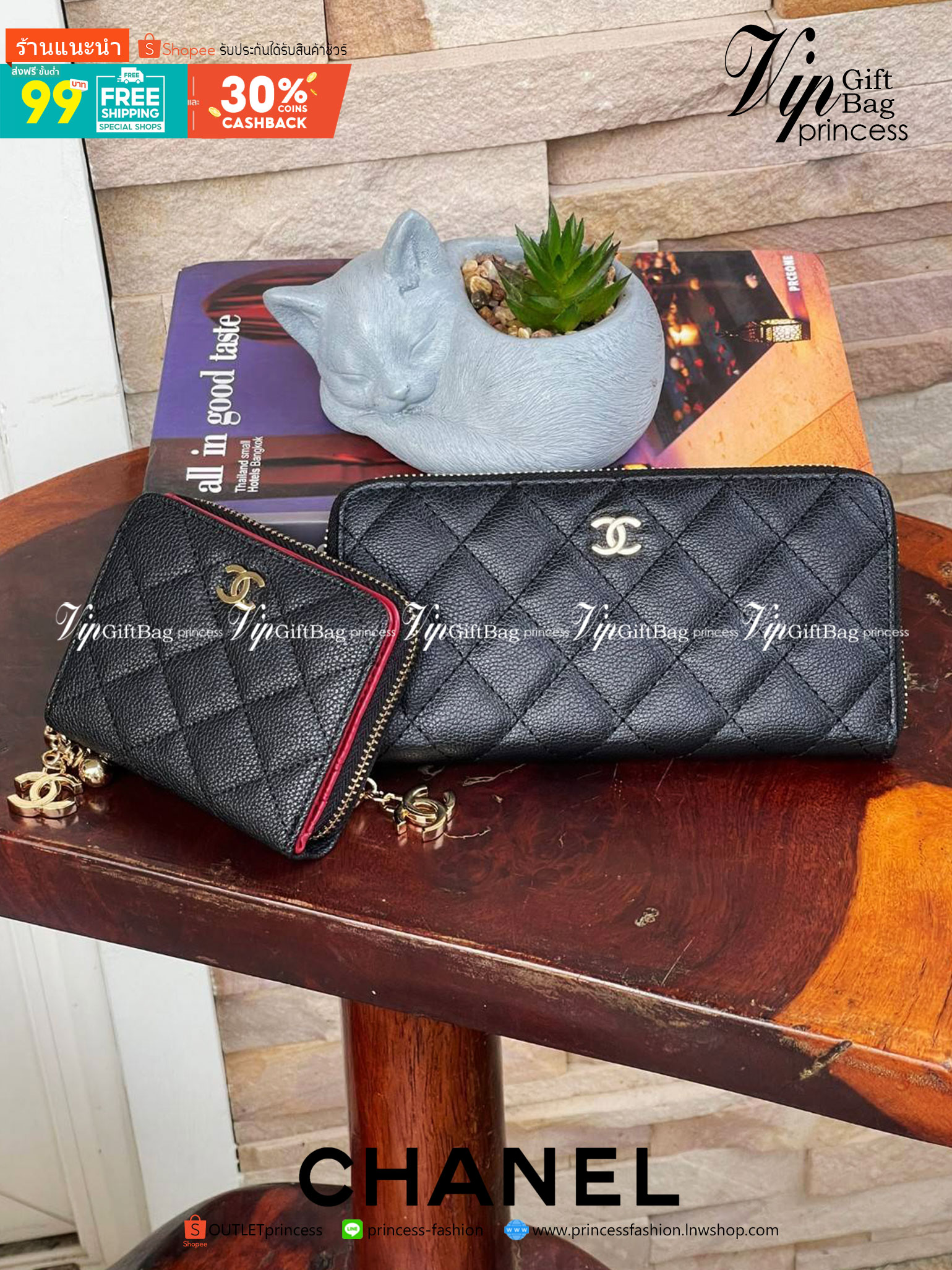 Chanel Caviar Zippy Long Wallet เป็นกระเป๋าสตางค์ที่ใช้งานอย่างง่ายแสนง่าย มาในรูปอบบซิปรอบ ที่มีดีเทลตรงหัวซิปเป็นอะไหล่โลโก้สีทอง เพิ่มดีกรีความน่ารักเข้าไปอีก ภายในพร้อมช่องใส่ธนบัตร ช่องซิปสำหรับใส่เหรียญ และช่องสำหรับใส่การด์ต่างๆ นอกจากนั้นด้านหน้าก