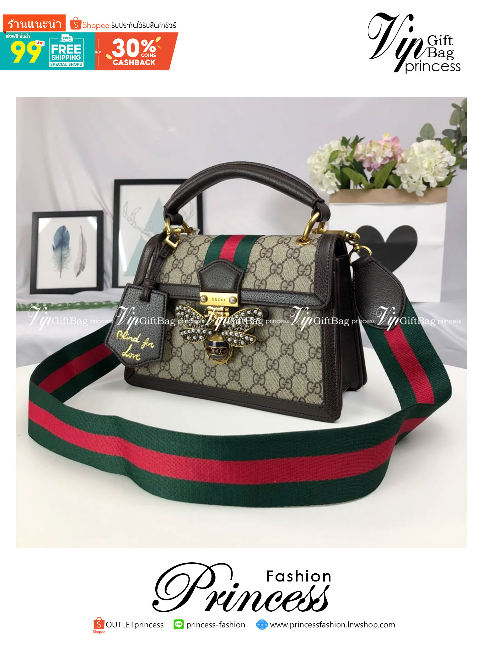 Gucci Queen Margaret GG small top handle bag กระเป๋าสะพายน้องผึ้งวินเทจใช้เป็น Everyday Bag สามารถใช้งานได้บ่อย และสามารถสะพายไปทำกิจกรรมต่าง ๆ ได้ทุกวันตัวกระเป๋าอยู่ทรงสวย จุดเด่นมีผีเสื้อแสนสวย อีกหนึ่งไอเท็มที่สาวๆต้องมีน้า พร้อมส่งที่ไทย ภาพถ่ายจากงา