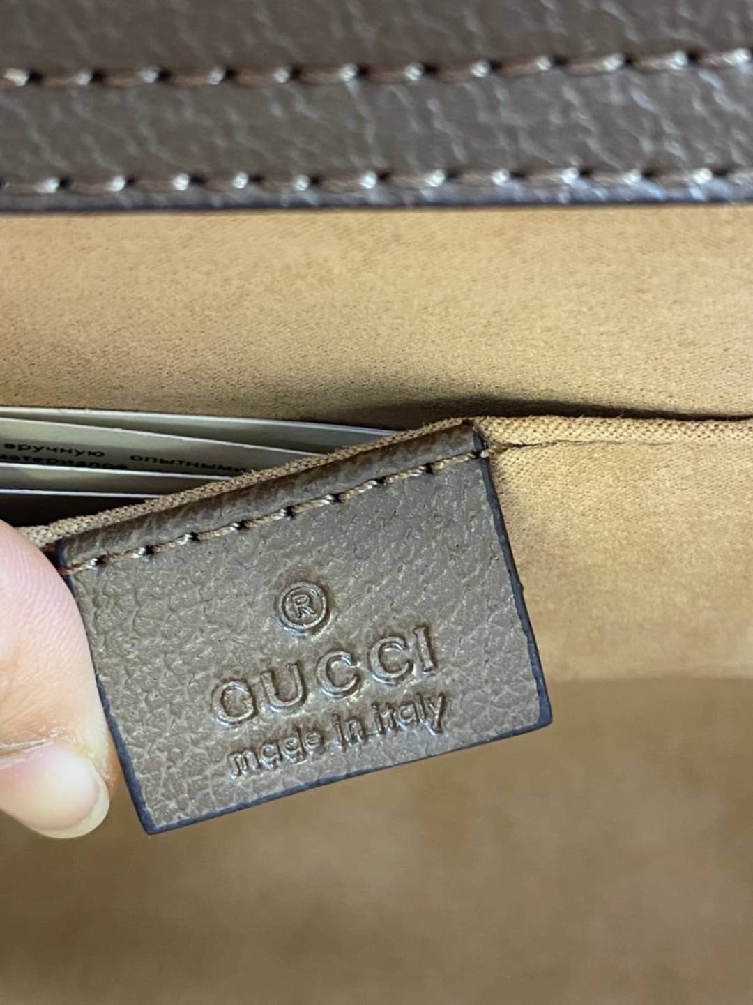 หนังแท้ Gucci Diana jumbo GG small tote bag 27cm พร้อมส่งที่ไทย Brown Camel and ebony jumbo GG canvas ภาพสินค้าถ่ายจากงานขายจริง ใช้งานต่างประเทศได้ค่ะ