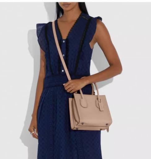 Limited Edition COACH Cashin Carry Tote Pebble Leather ((735//733//737))