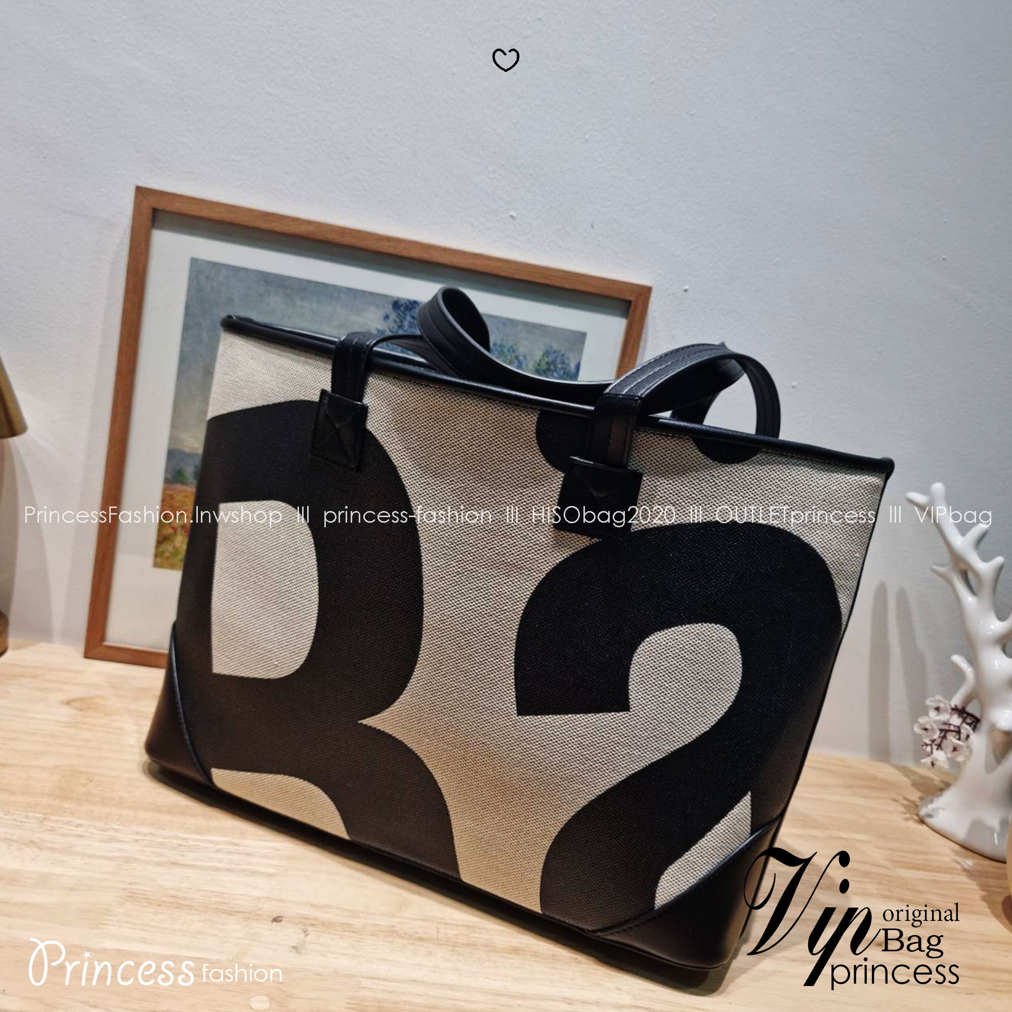 Rally movement tote bag กระเป๋าทรงโท้ท ดีไซน์คลาสสิค เรียบง่ายแต่ดูแพง มีระดับสุดๆ ไอเท็มสุดปัง ออกมาก็ sold out ไวมากๆ รุ่นใหม่และเป็นรุ่นที่ตามหา