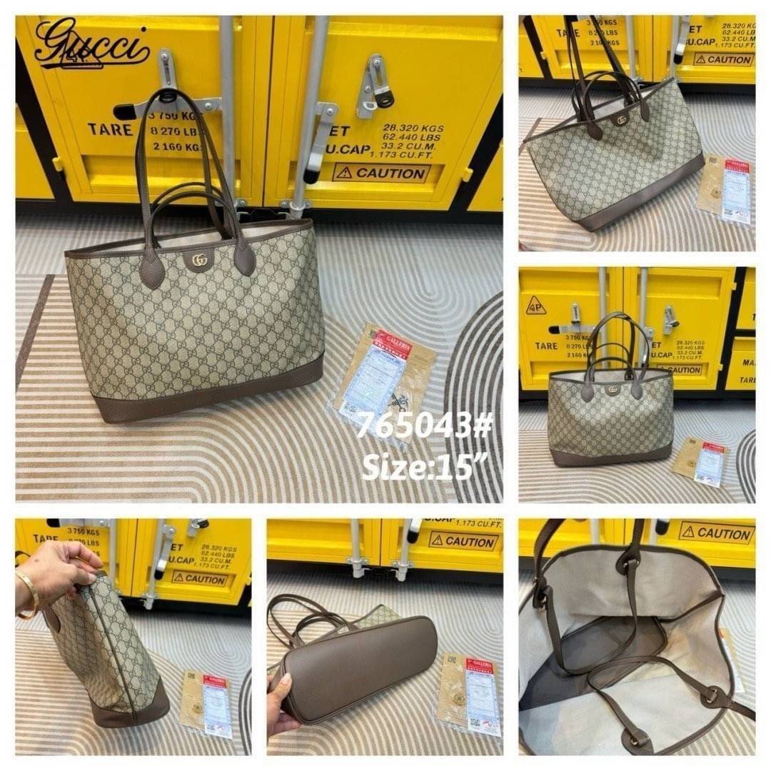 GUCCI Ophidia medium tote bag กระเป๋าทรงโท้ทรุ่นยอดนิยม สวยคลาสสิคตามฉบับแบรนด์ ไซส์กลางใช้งานง่าย ด้านในกระเป๋ากว้างมาก จุของได้สบายๆ ไม่ใช่แค่สวยแถมยังใช้ประโยชน์ได้เต็มที่ แบบนี้คุ้มค่าที่สุดแล้ว สะพายไปเที่ยว short vacation ได้สบายๆ ราคาน่ารักและจับต้