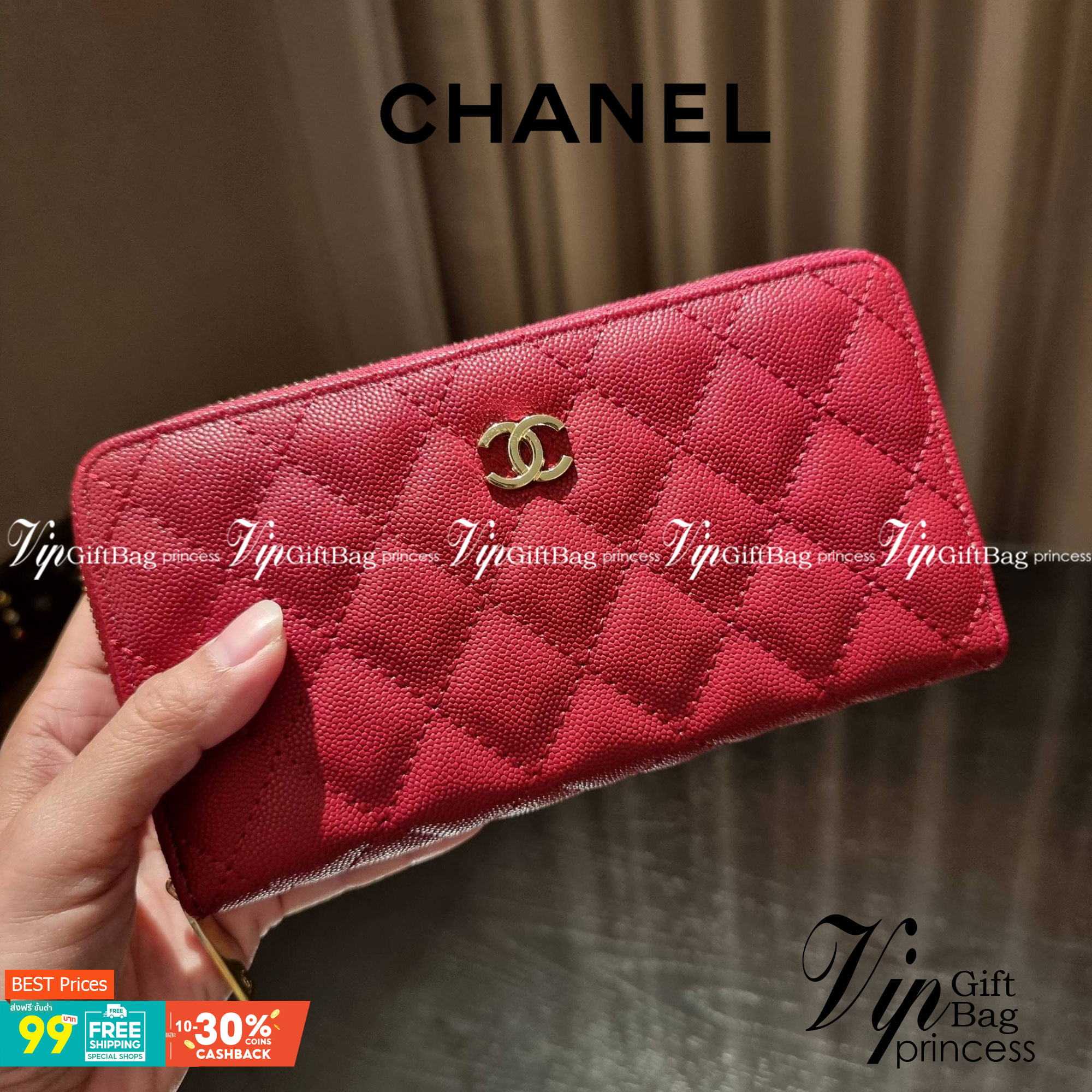 VIP 】กระเป๋าสตางค์ใบยาวรุ่นซิปรอบ สวยรับทรัพย์จาก Chanel วัสดุหนังลายคาร์เวีย ใช้แล้วขับผิวสุดๆ เปิด-ปิดด้วยซิปรูดรอบใบ ใช้งานง่าย ภายในกระเป๋ามีช่องใส่บัตรได้ ใส่ธนบัตรหรือเหรียญได้ มีช่องซิปแยกอีกหนึ่งช่อง ดีไซน์เรียบหรูแบบนี้ สาวๆห้ามพลาดกันน้า!! ซื้อใ