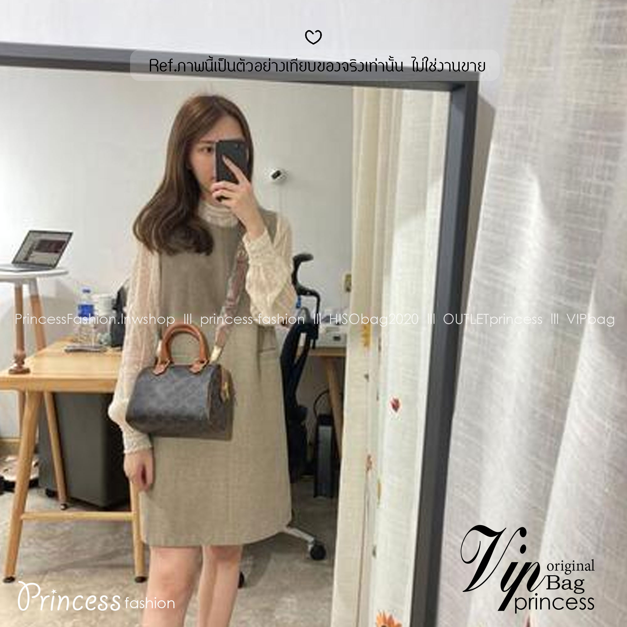 CELINE Small BOSTON bag in Triomphe canvas and Leather กระเป๋าสะพายทรงบอสตันสุดคลาสสิค ฮิตสุดๆในเกาหลี ไอเท็มแนะนำ! ไซส์เล็กน่ารัก ใช้ได้ทั้งหนุ่มๆและสาวๆ