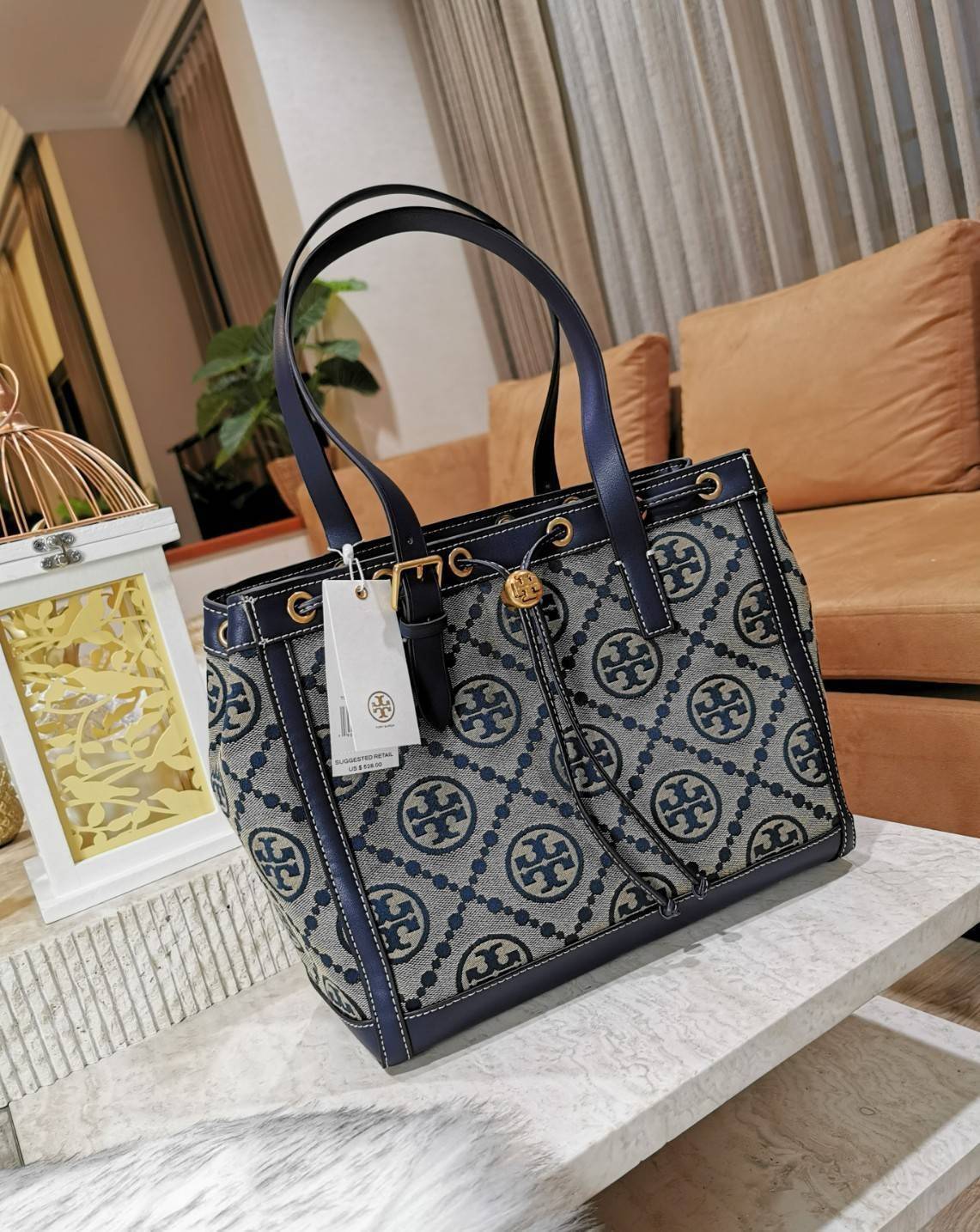 ของแท้ 💯% TORY BURCH FACTORY MONOGRAM JACQUARD TOTE BAG กระเป๋าถือหรือสะพายรุ่นล่าสุดดีไซน์ยอดนิยมจาก TORY BURCH FACTORY OUTLET