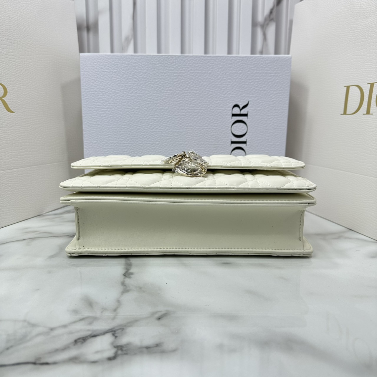 ORI หนังแท้ | My Dior Top Handle / Dior Clutch Bag กระเป๋าสะพายทรงคลัชทันสมัย หรูหราสง่างาม จะถือหรือสะพายก็ดูดีมีระดับ