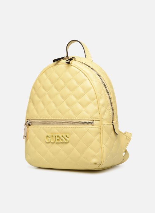 GUESS ELLIANA BACKPACK BAG เป็นอีกรุ่นที่หายากค่ะ!! กระเป๋าสะพายหลัง วัสดุ pu คุณภาพดีหนังเรียบเดินด้ายลายนวม หนังนิ่ม นำ้หนักเบามาก