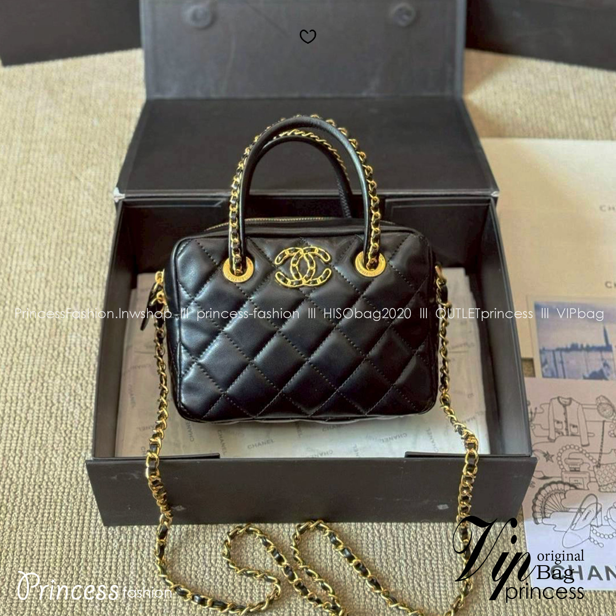Chanel 25C Mini Bowling Bag กระเป๋าสะพายไซส์มินิน่ารักและสุดลัคชู หรูหราเกินเรื่อง โทนสีดำคลาสสิก พร้อมหูจับร้อยโซ่สีทอง ขนาดกำลังสวย รูปทรงคลาสสิคใช้งานได้สะดวก