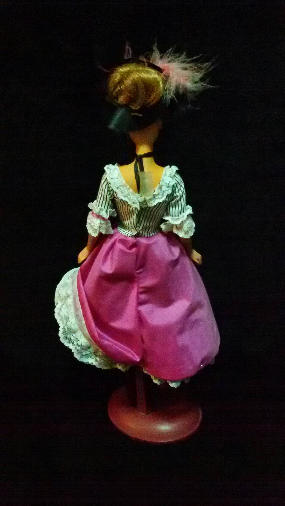 Barbie Dolls of the World French Collector Doll 1996 ตุ๊กตาบาร์บี้แท้มือสองสภาพดีค่ะ