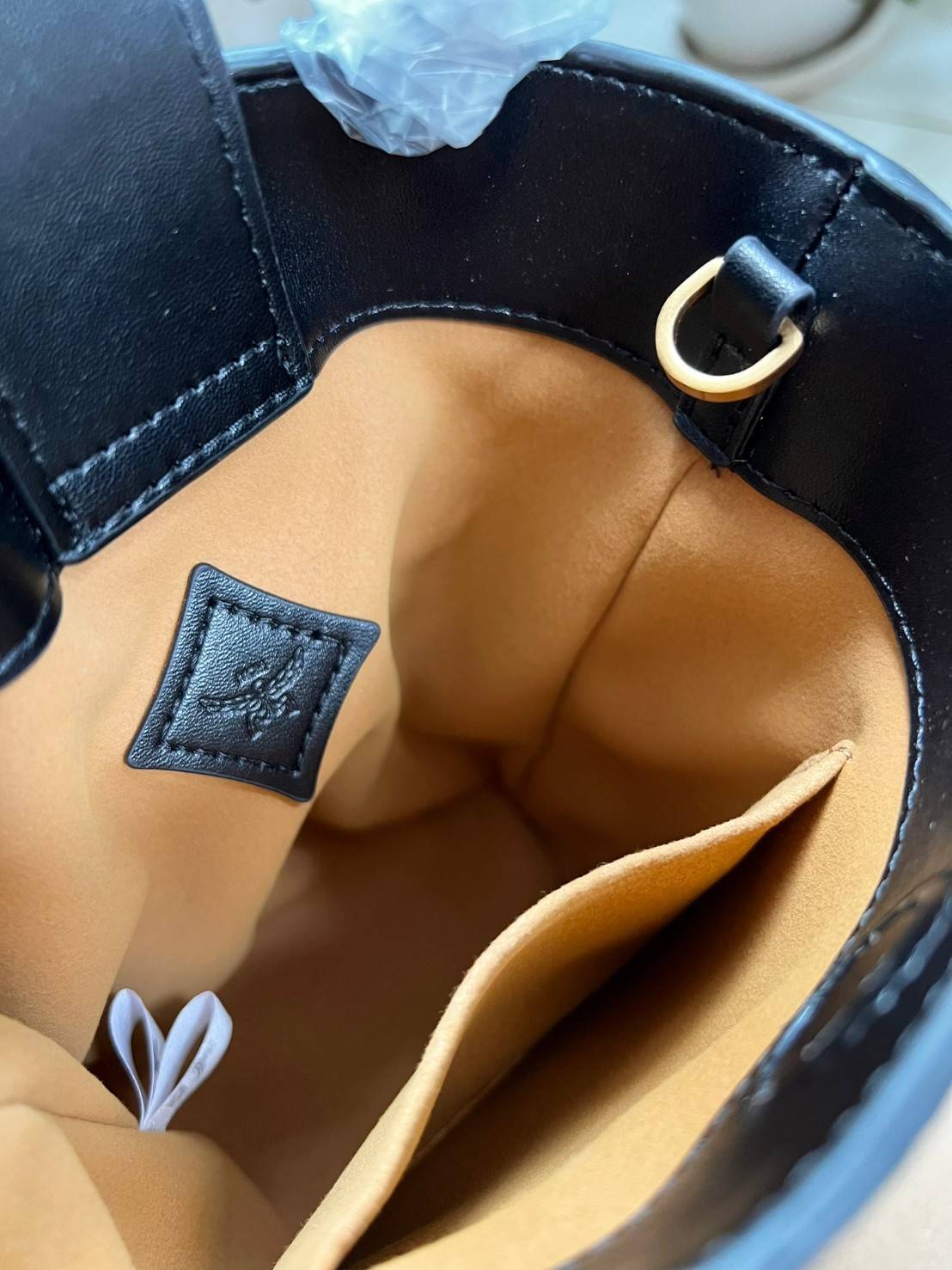 M.C.M AREN BUCKET TOTE IN VISETOS กระเป๋าทรงบัคเก็ต ขนาดกำลังสวย ไอเท็มใหม่ เกรดท็อปออริ 1:1 สลับแท้