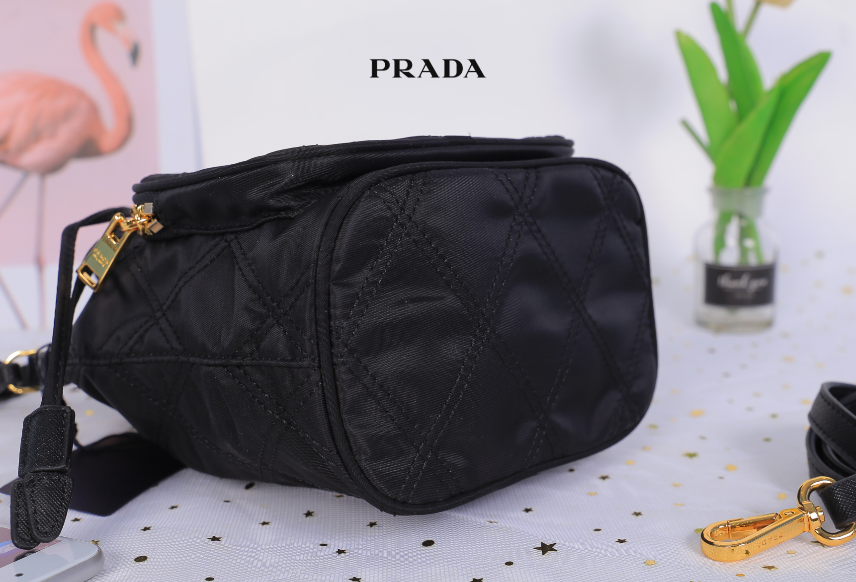 PRADA DRAWSTRING BAG WITH STRAP / PRADA BUCKET BAG / Prada Nylon Handbag and Crossbody bag กระเป๋าสะพายทรงจีบ วัสดุ Nylon ลายตาราง คุณภาพดี ขนาดกำลังดี