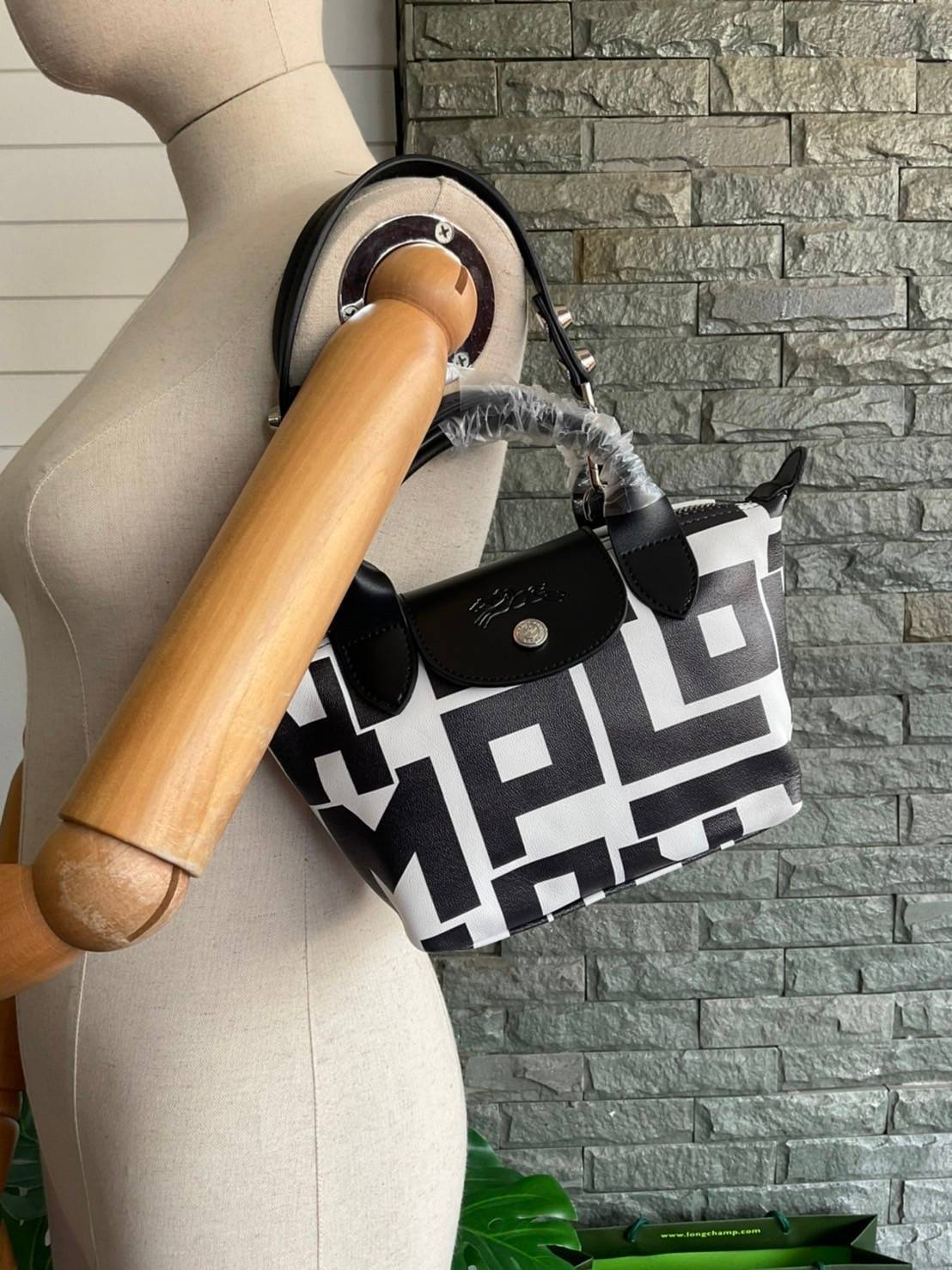 Longchamp Le Pliage Lgp Mini Tote - กระเป๋าถือขนาดเล็ก วัสดุหนังเมทิส หรือ หนังแกะ - น้ำหนักเบา จุของได้เยอะ เปิด-ปิดด้วยซิปสะดวกใช้