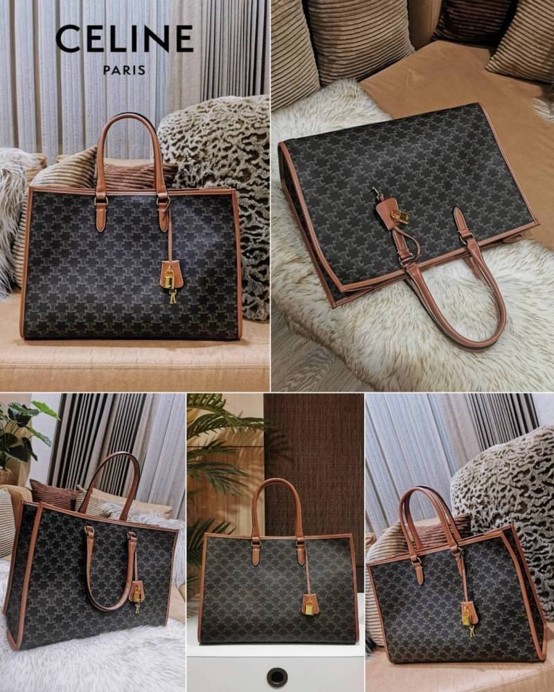 VIP 】CELINE LARGE TOTE BAG VIP GIFT WITH PURCHASE (GWP) กระเป๋าพรีเมี่ยมกิ๊ฟ Limited จาก CELINE HAUTE PARFUME DUTYFREE COUNTER วัสดุ TRIOMPHE CANVAS หนังแท้สวยอยู่ทรงดีไซน์หรูคลาสสิค มาพร้อมTAGสายหนังห้อยกุญแจทอง ภายในโล่งกว้างมีช่องซิป หัวซิปแบรนด์ สามาร