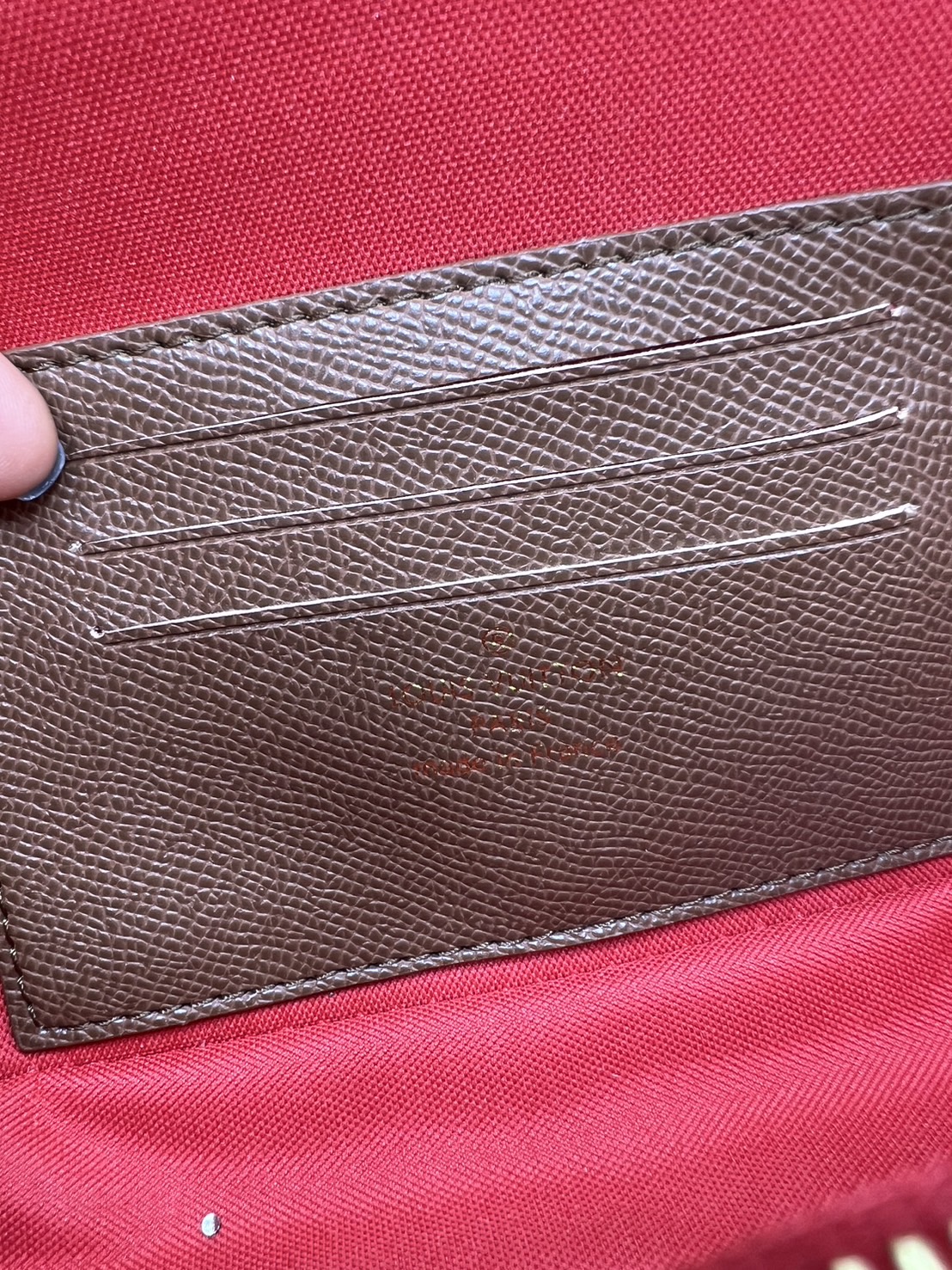 LV Wallet on Chain Ivy / LV IVY BAG กระเป๋าสะพายรุ่นยอดนิยม ใช้งานได้ทั้งธีมกลางวันและกลางคืน สวยหรู ดูแพงที่ถูกต้องมาก เกรดออริ 1:1 ใช้งานต่างประเทศได้