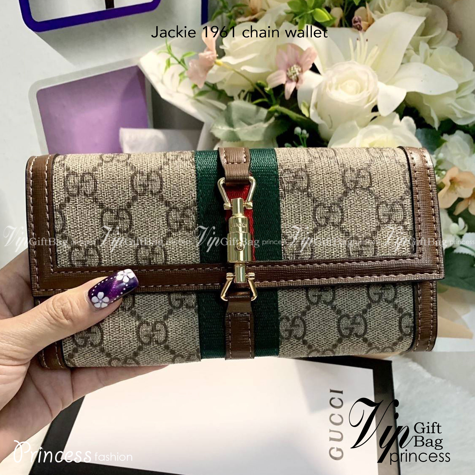 GUCCI Jackie 1961 chain wallet กระเป๋าสตางค์ใบยาวพร้อมสายสะพายโซ่สีทอง ขนาดพกพา หยิบจับถนัดมือ